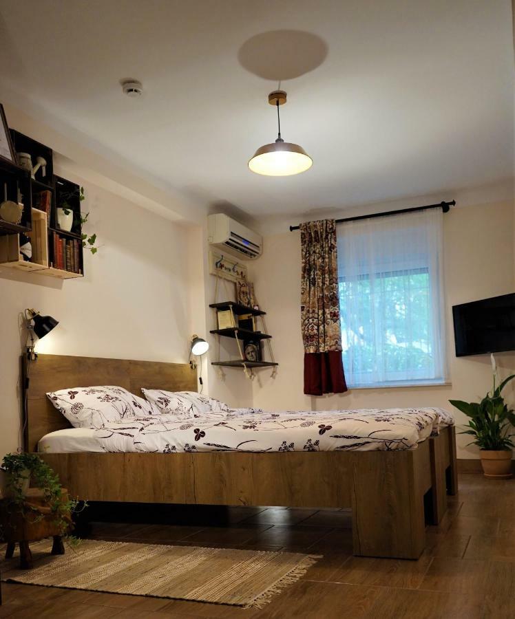 Momo'S Studio Apartment Загреб Екстериор снимка