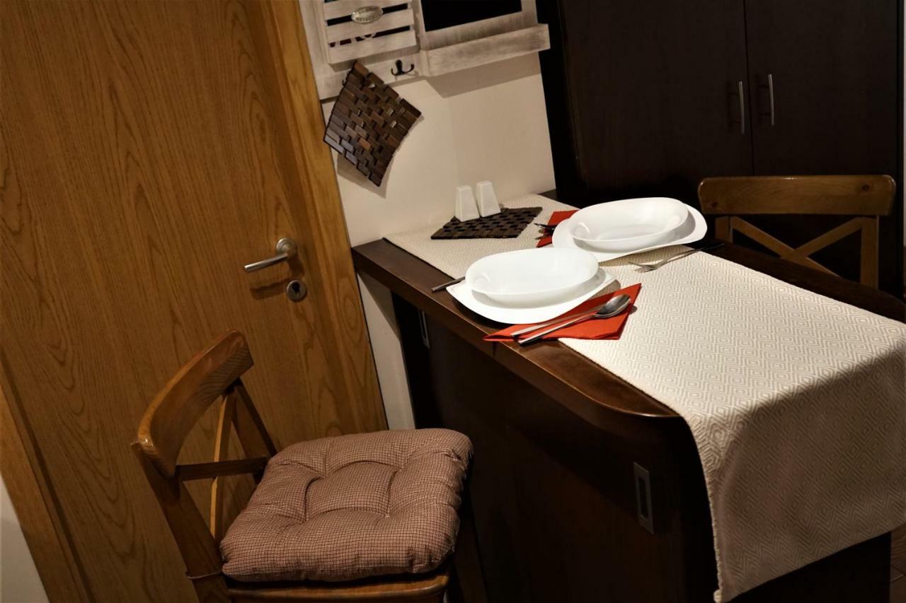 Momo'S Studio Apartment Загреб Екстериор снимка