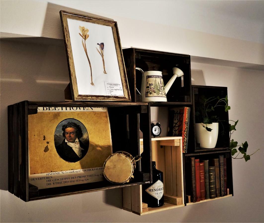 Momo'S Studio Apartment Загреб Екстериор снимка